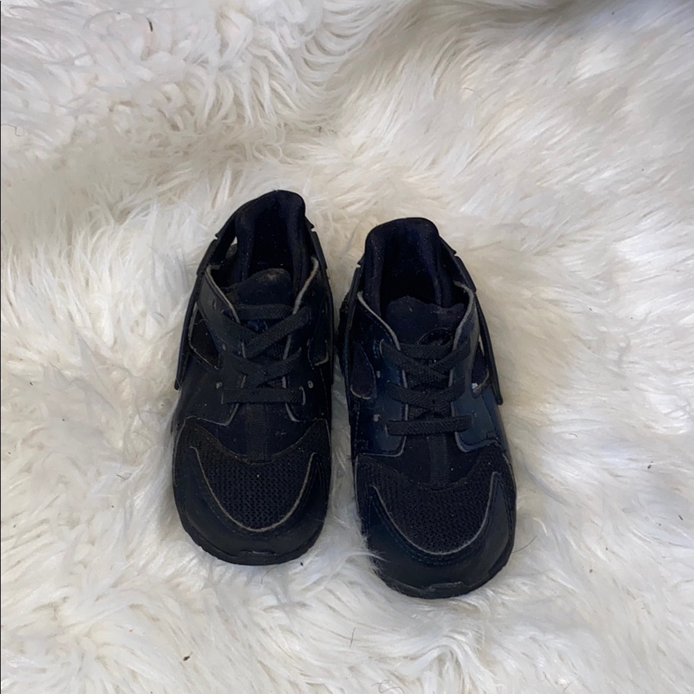 Kids Black Sneakers Nike 8c